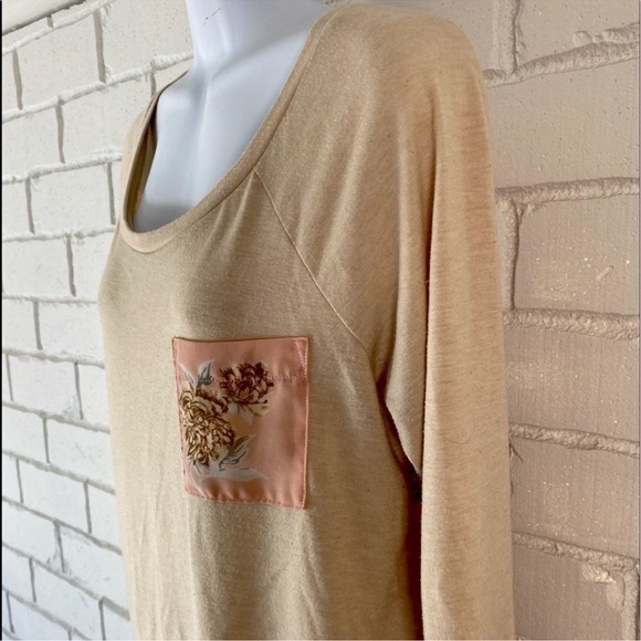 C Cream Pink 3/4 Sleeve Embellished Top - Picture 3 of 6